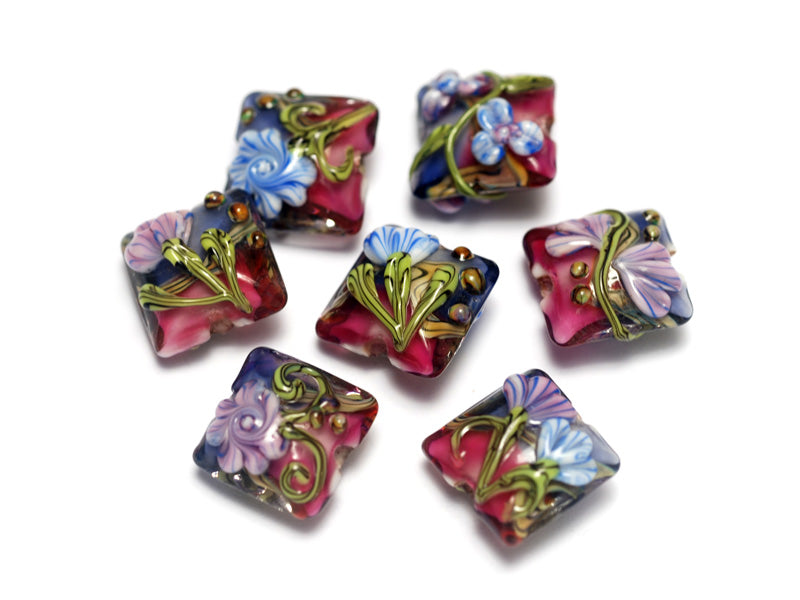 10108304 - Seven Grace's Garden Pillow Beads