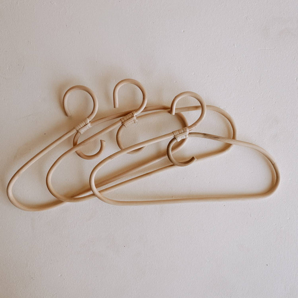 Traditional Rattan Hanger