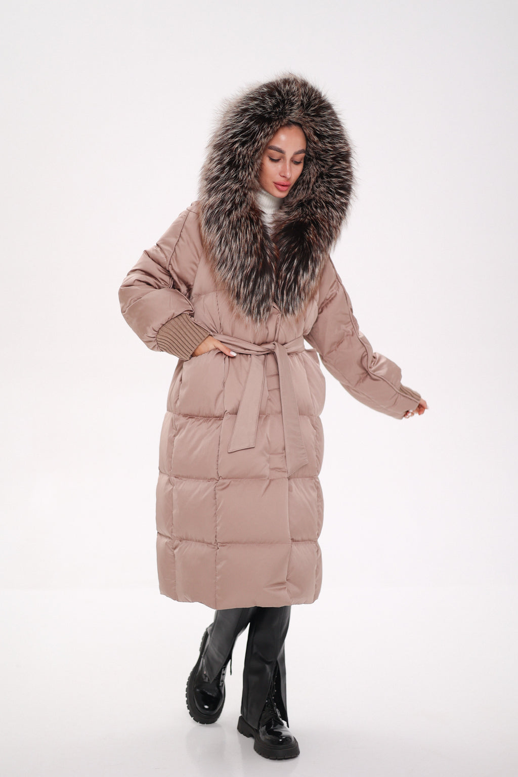 Rei Silver Fox Fully Lined Hood Down Coat in Blush