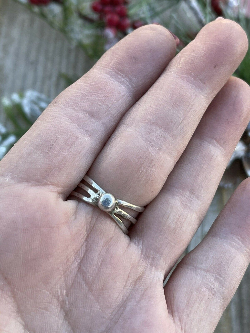 Handcrafted Sterling Silver Natural Coral Three Stone RIng Sz 5.5