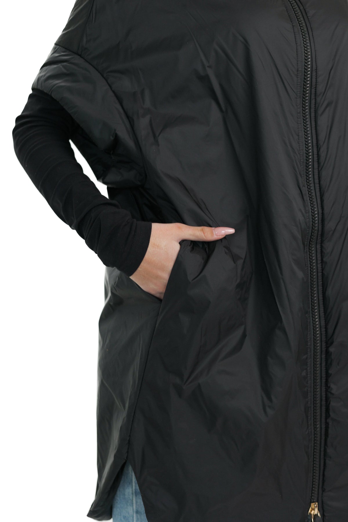 Emery Relaxed Fit Vest in Black