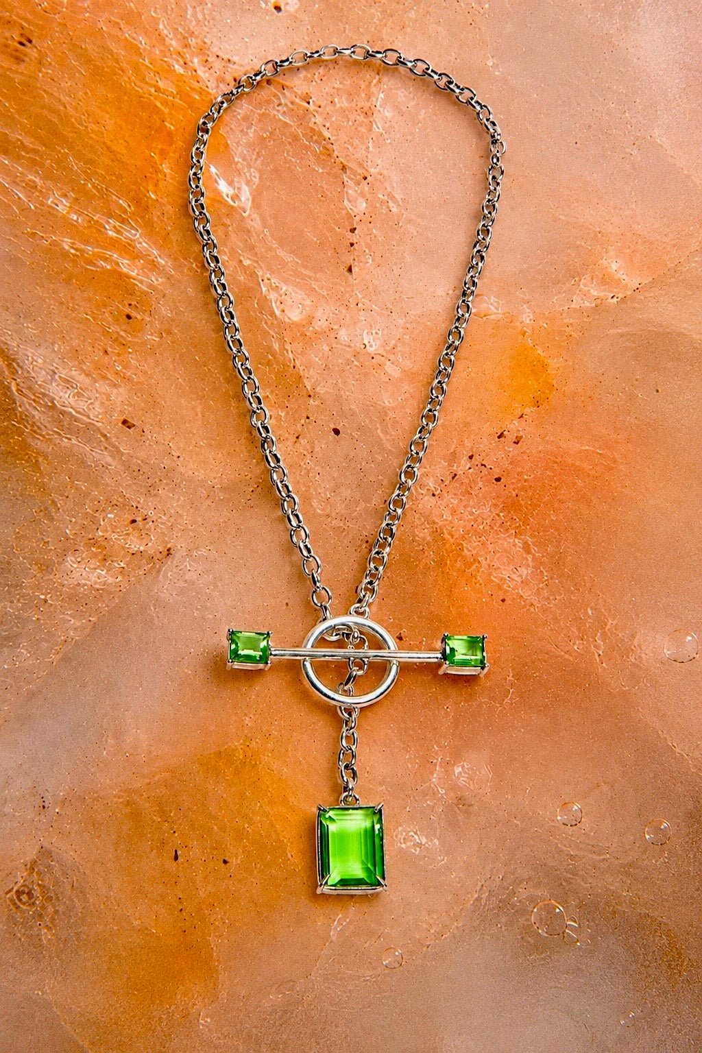 Gem Drop Toggle Necklace in Green Envy (Silver) SHIPS IN FEBRUARY
