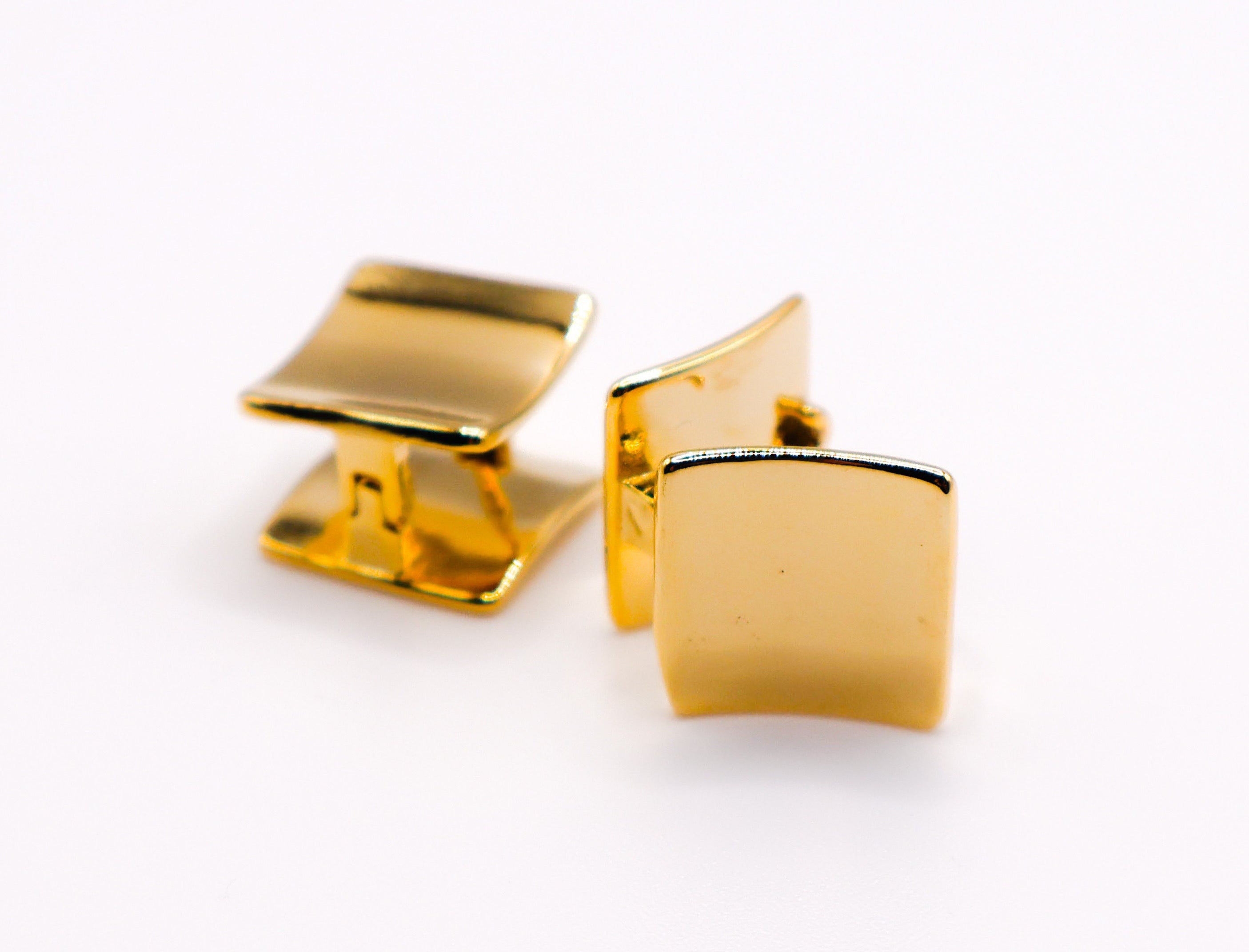 Golden Chic Dots Earrings – Minimalist Gold Studs