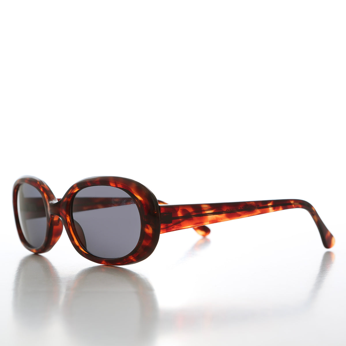 Classic Oval Vintage Sunglasses - Agatha