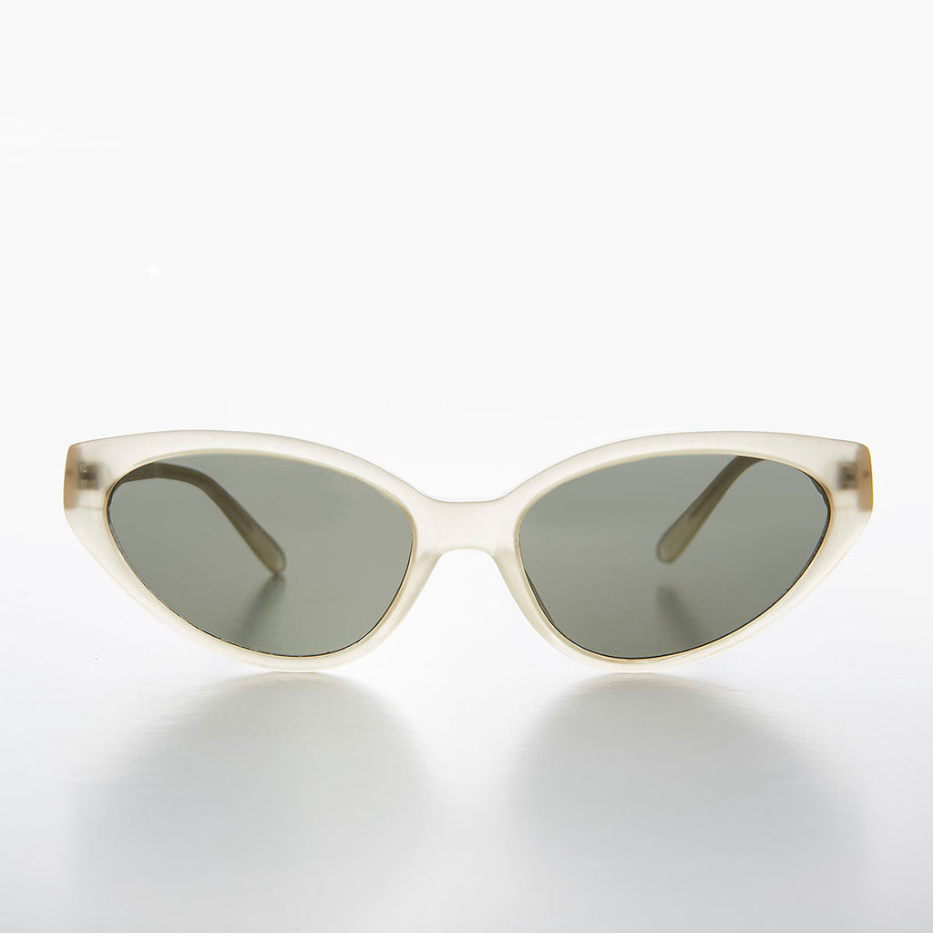 Shallow Lens Extreme Cat Eye Sunglass - Alexa