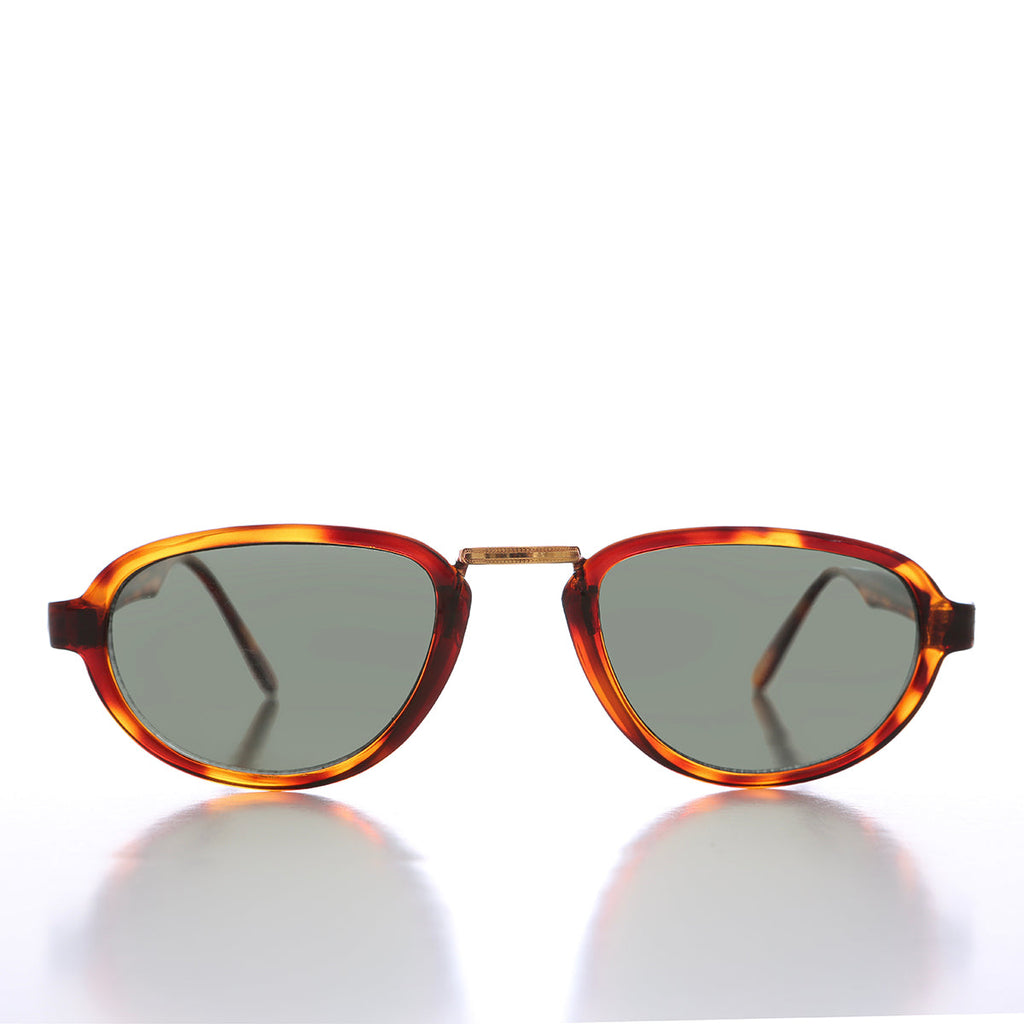 Minimalist Sunglasses with Metal Bridge - Bell