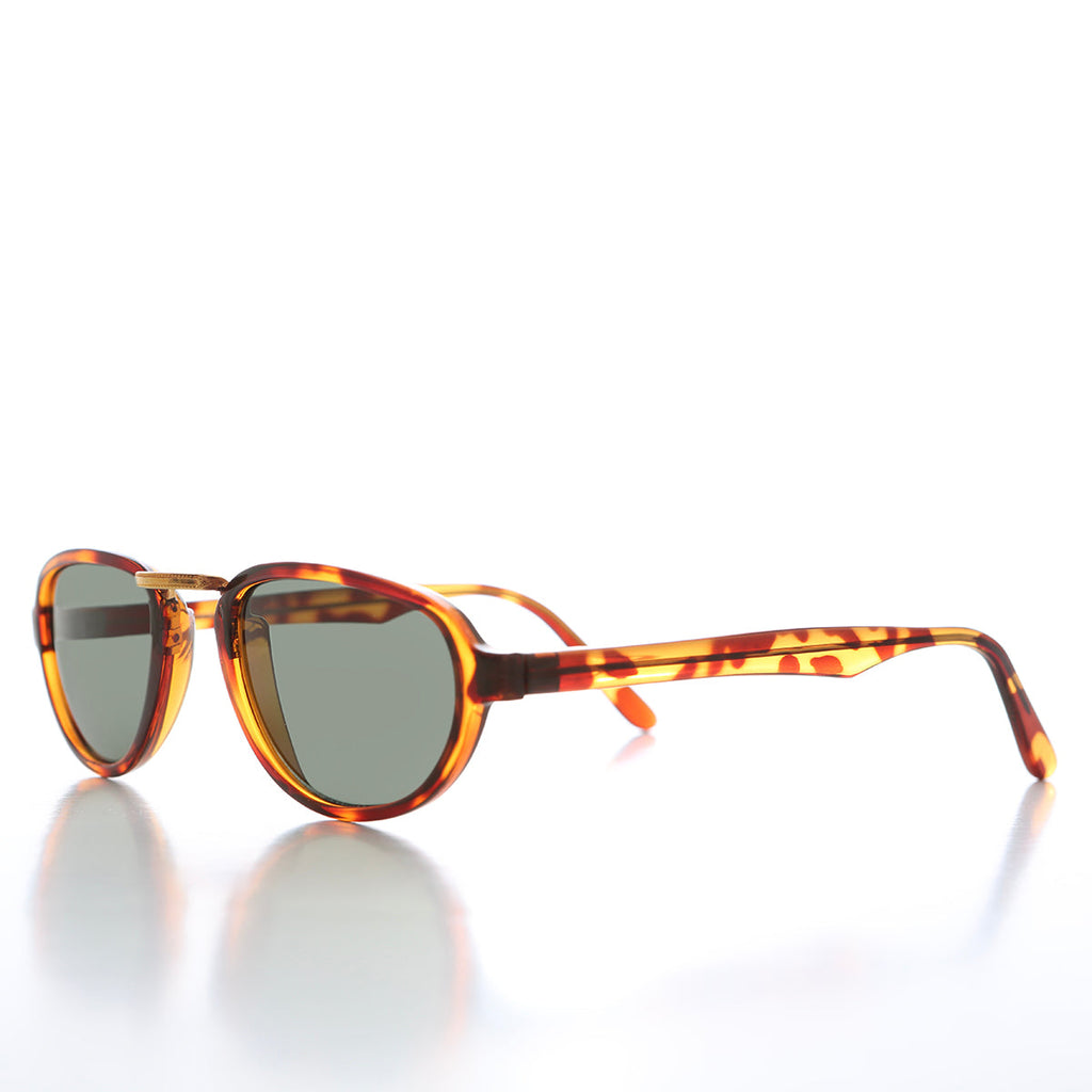 Minimalist Sunglasses with Metal Bridge - Bell