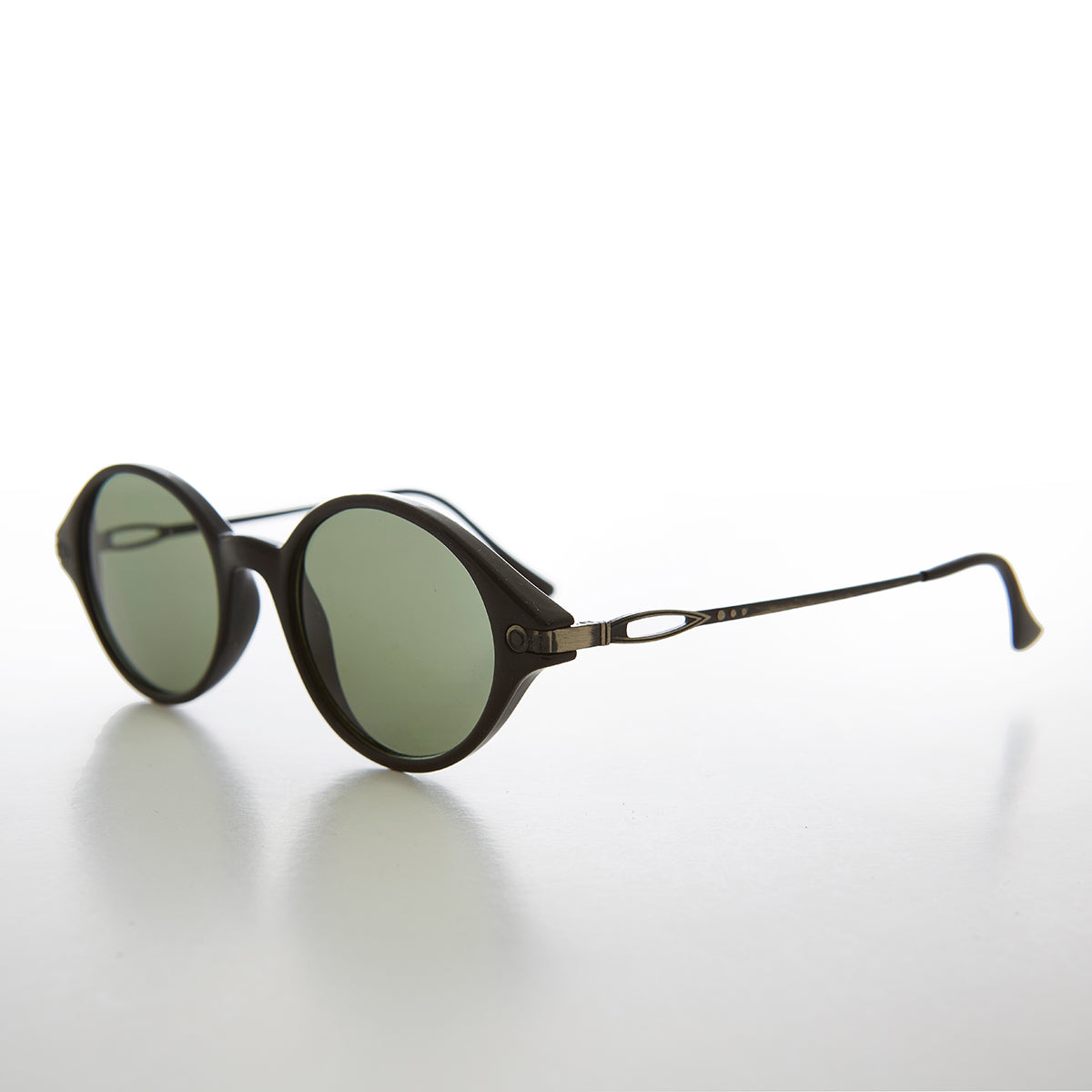 Simple Oval 90s Unisex Sunglass - Binxy