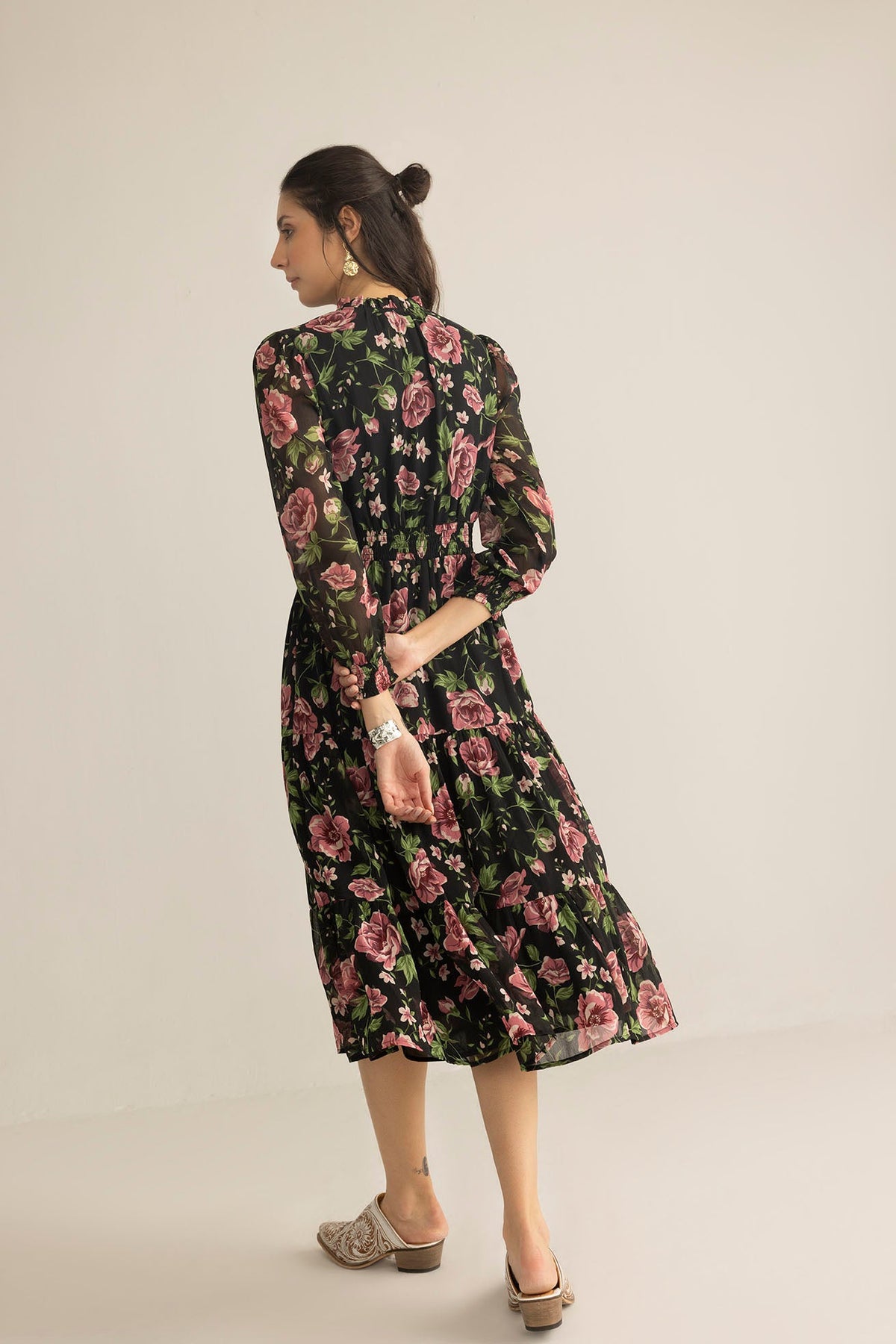 Fleur de Dusk Dress in Black & Vine Pink