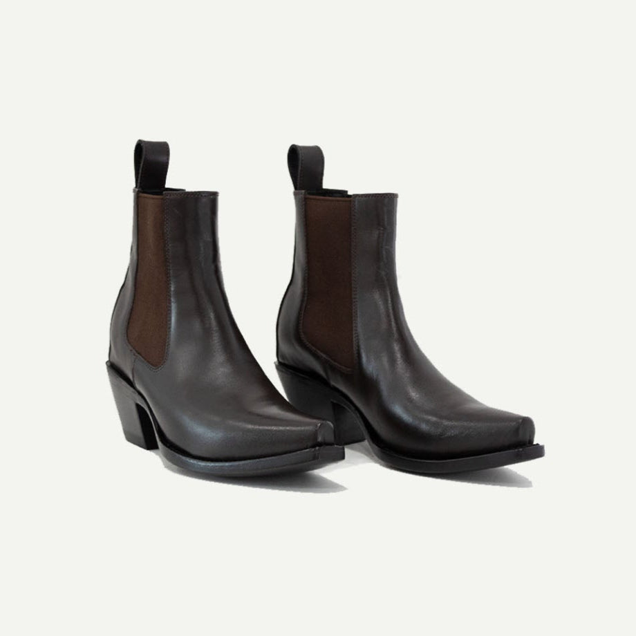 The Sandra Boot in Chocolate Brown