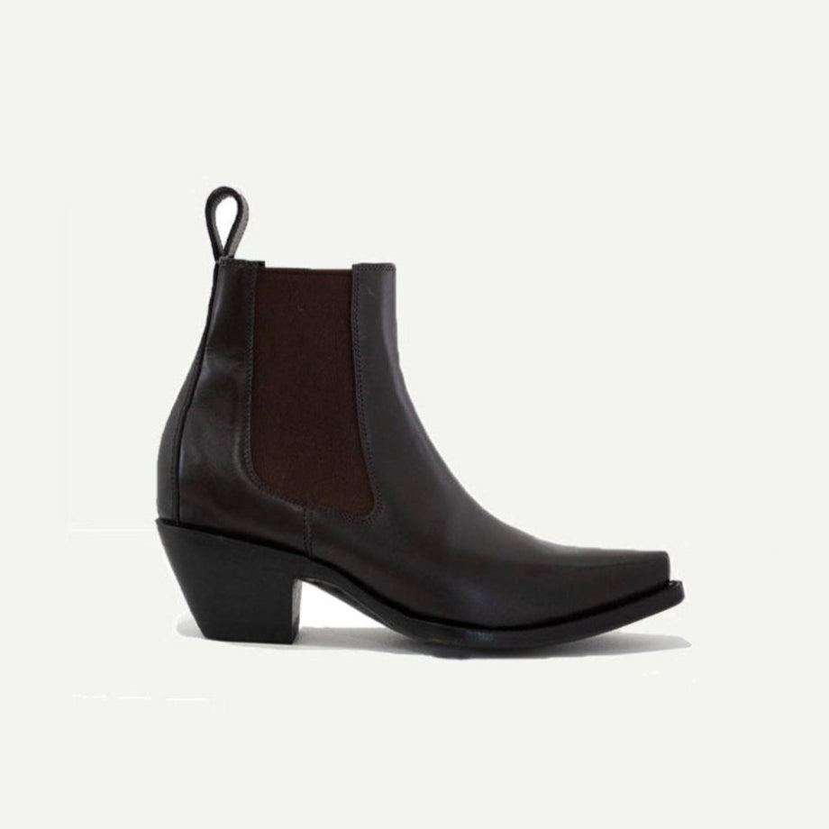 The Sandra Boot in Chocolate Brown