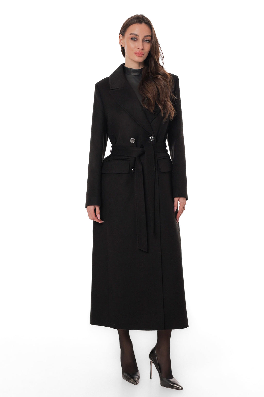 Ellis Tailored Cashmere Wool Coat in Black