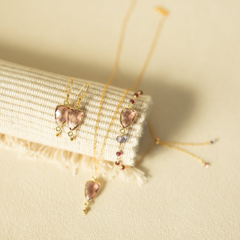 Rhodolite Garnet Gold Isla Bracelet