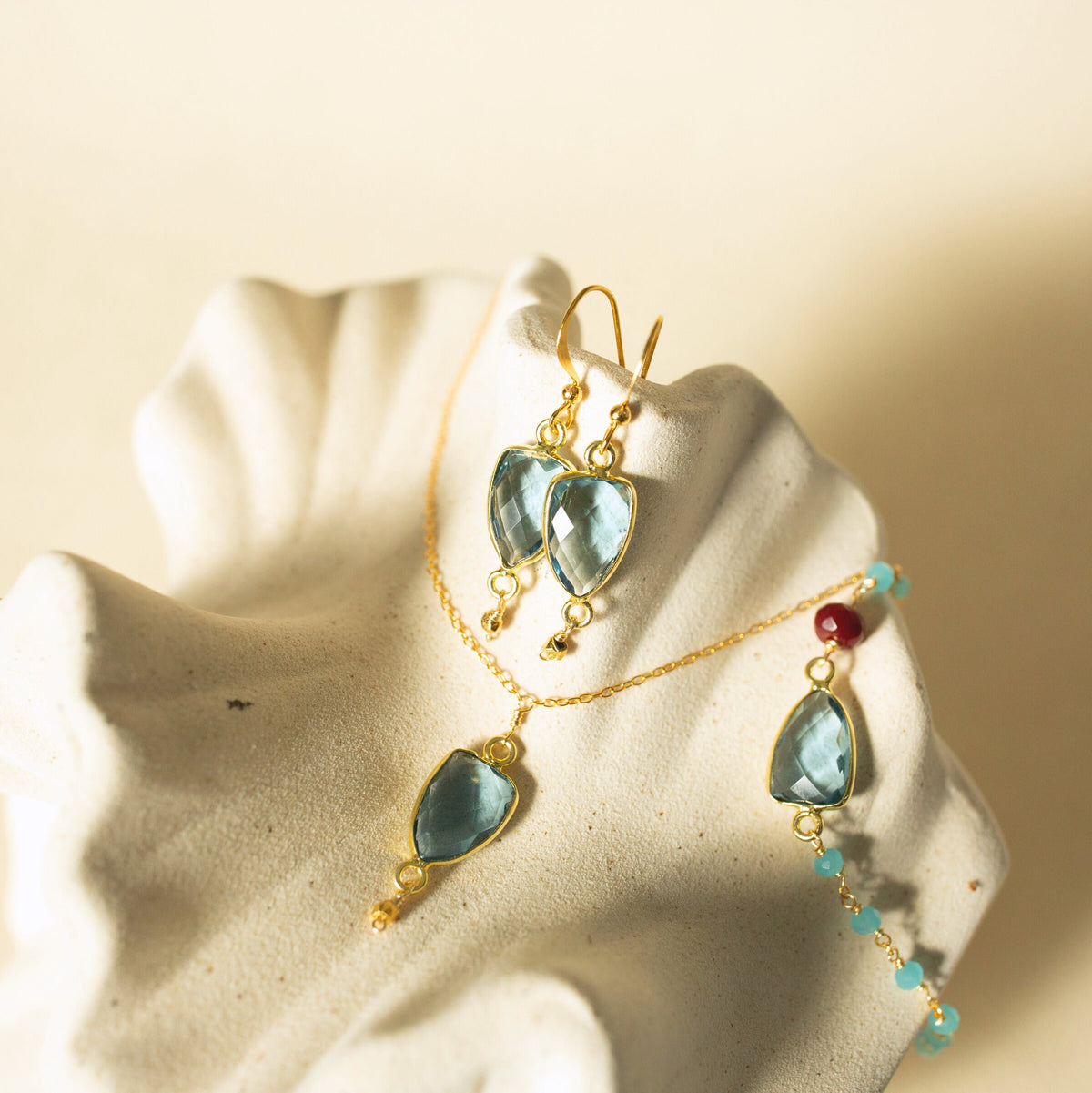 Gold Isla Earrings