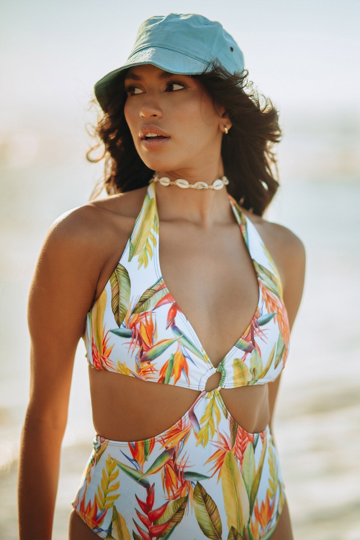 Bust Twist Swimsuit