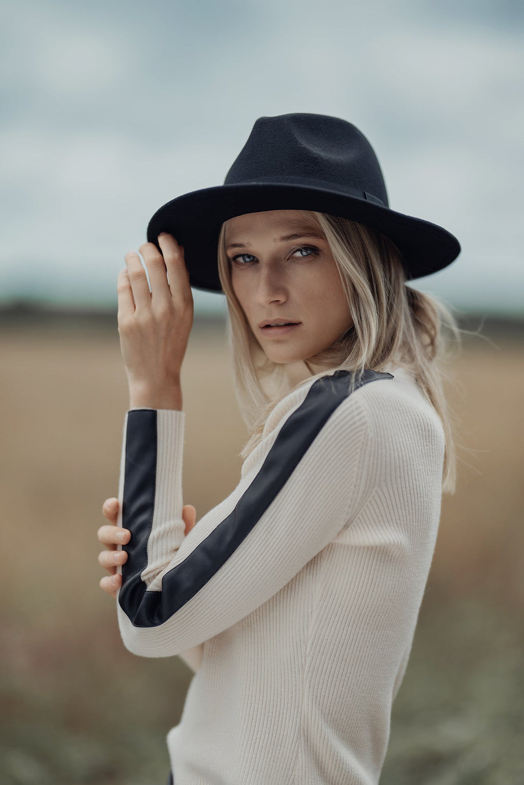 TURTLENECK SWEATER WITH LEATHER DETAIL