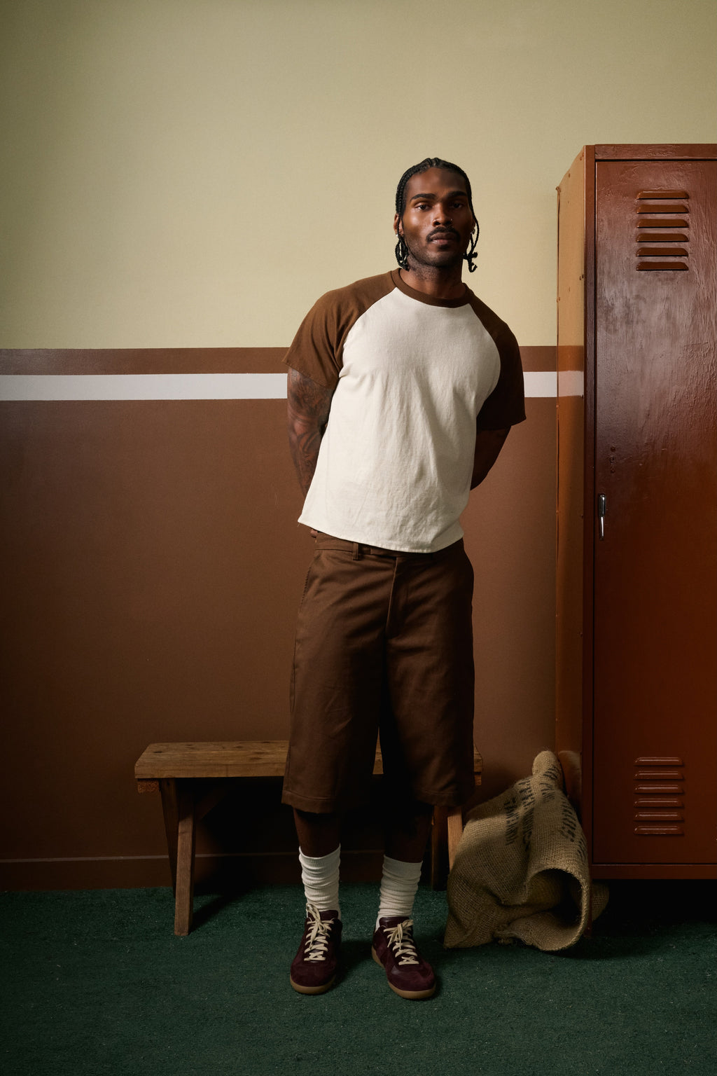 DIALLO ESSENTIAL RAGLAN TEE