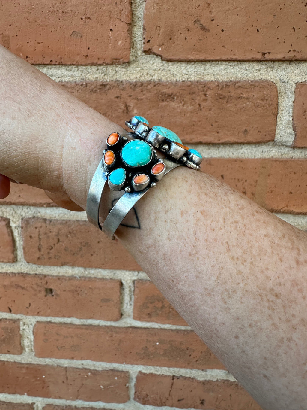 Handcrafted Turquoise & Spiny Sterling Silver Bracelet Cuff Signed Sheila /