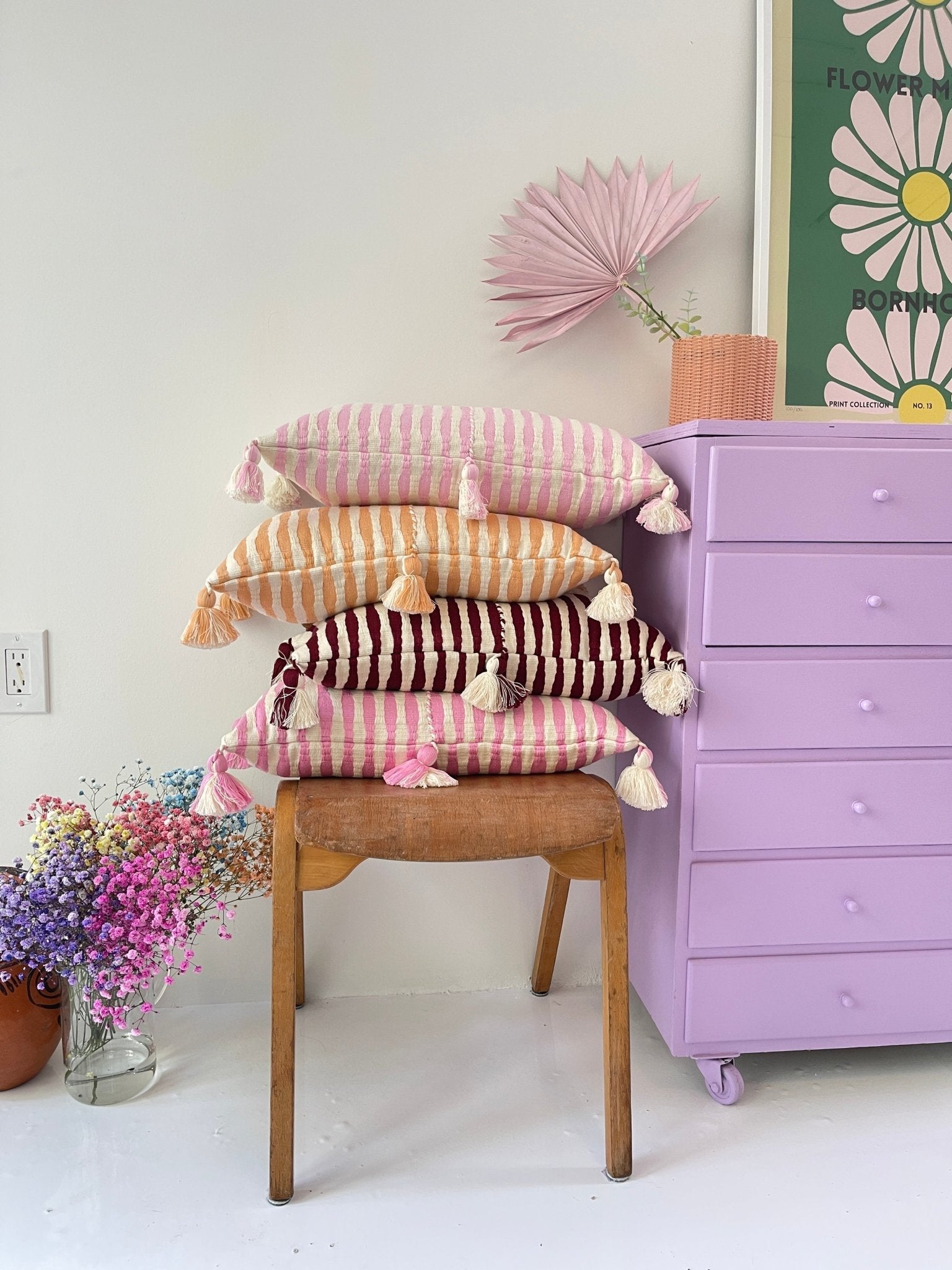 Antigua Pillow - Bubblegum Pink
