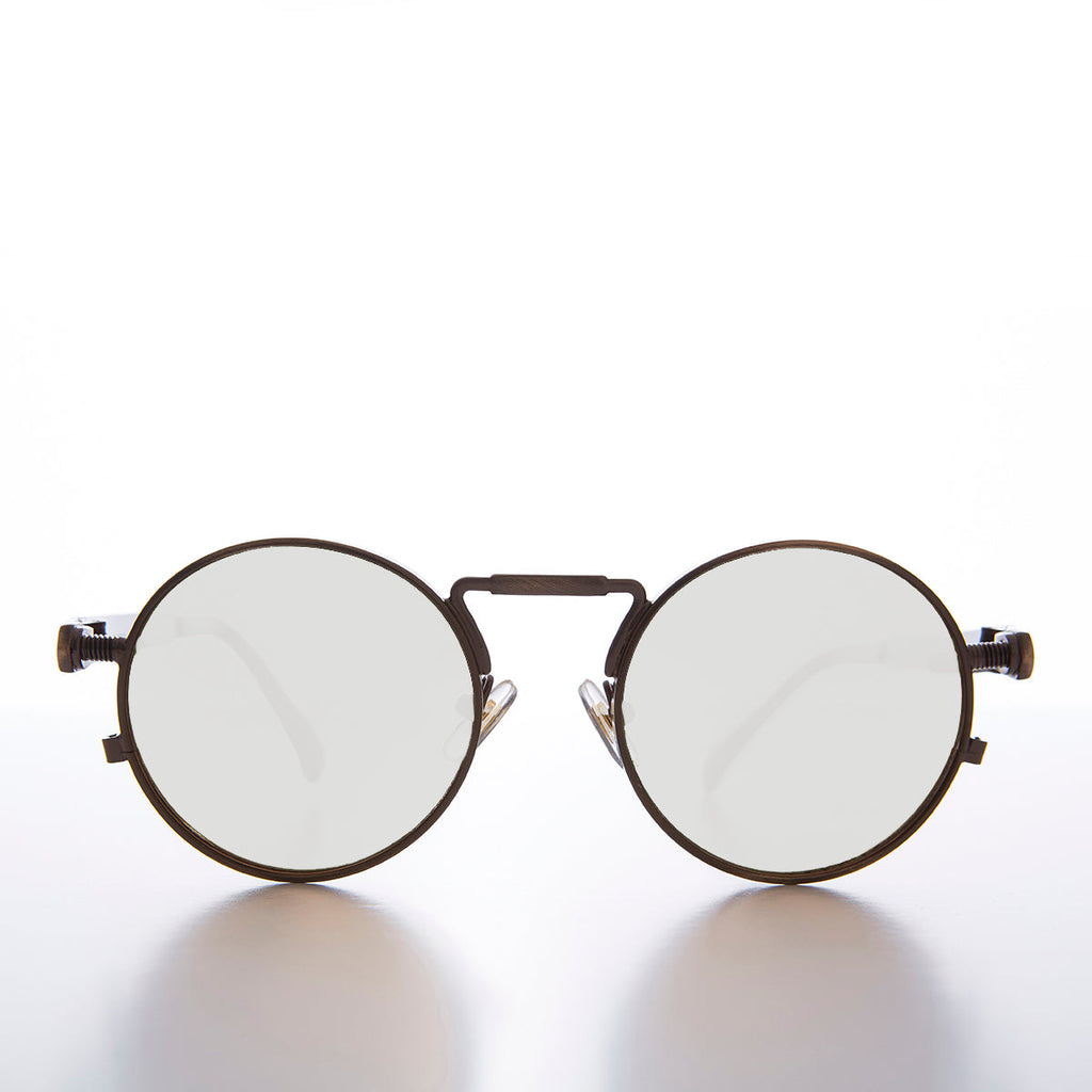 Ivan with Mirror Lens