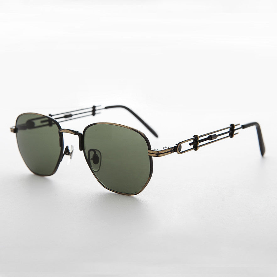 Square Vintage Sunglass with Industrial temples - Jagger