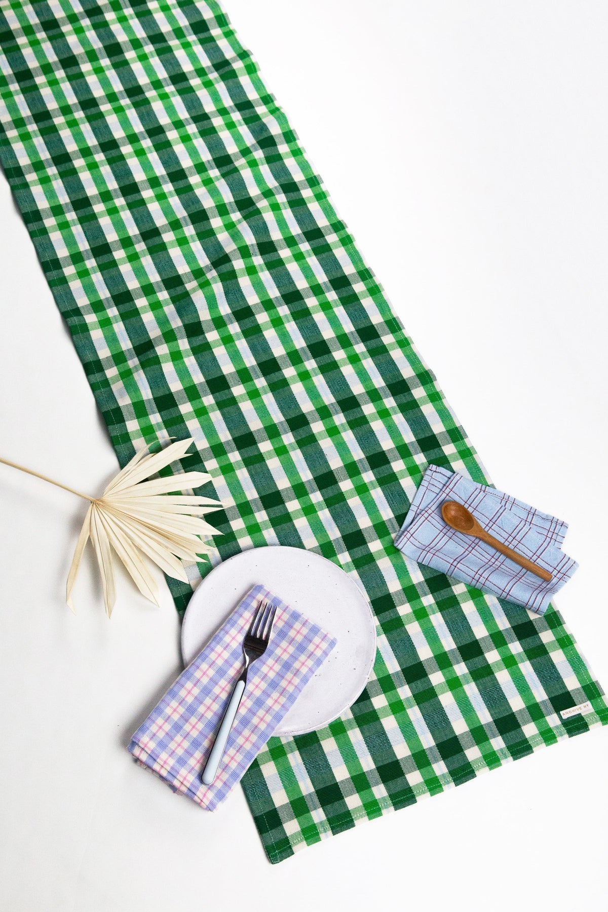 Josefina Plaid Runner