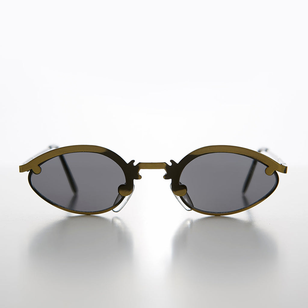 Unique Oval Metal Vintage 90s Sunglass - Lotus