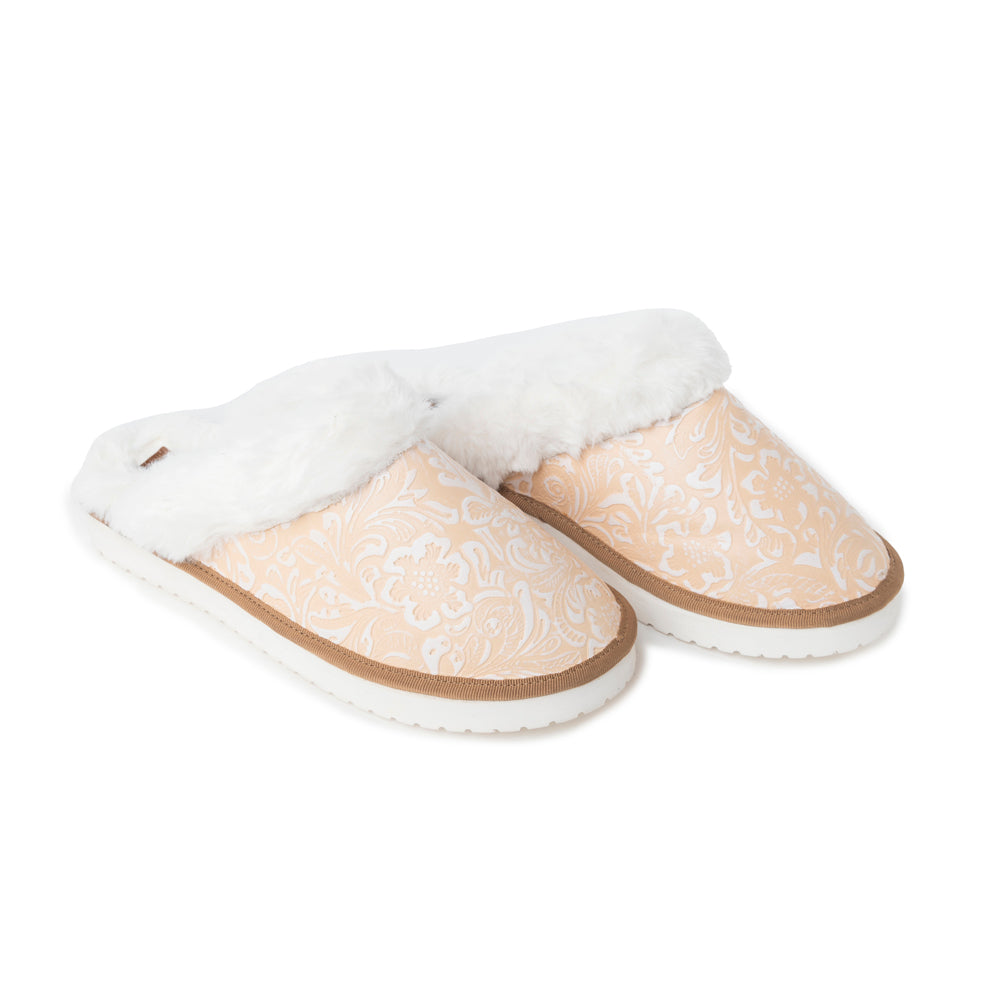 Snowdrift Embossed Leather Slippers in Wintry Beige