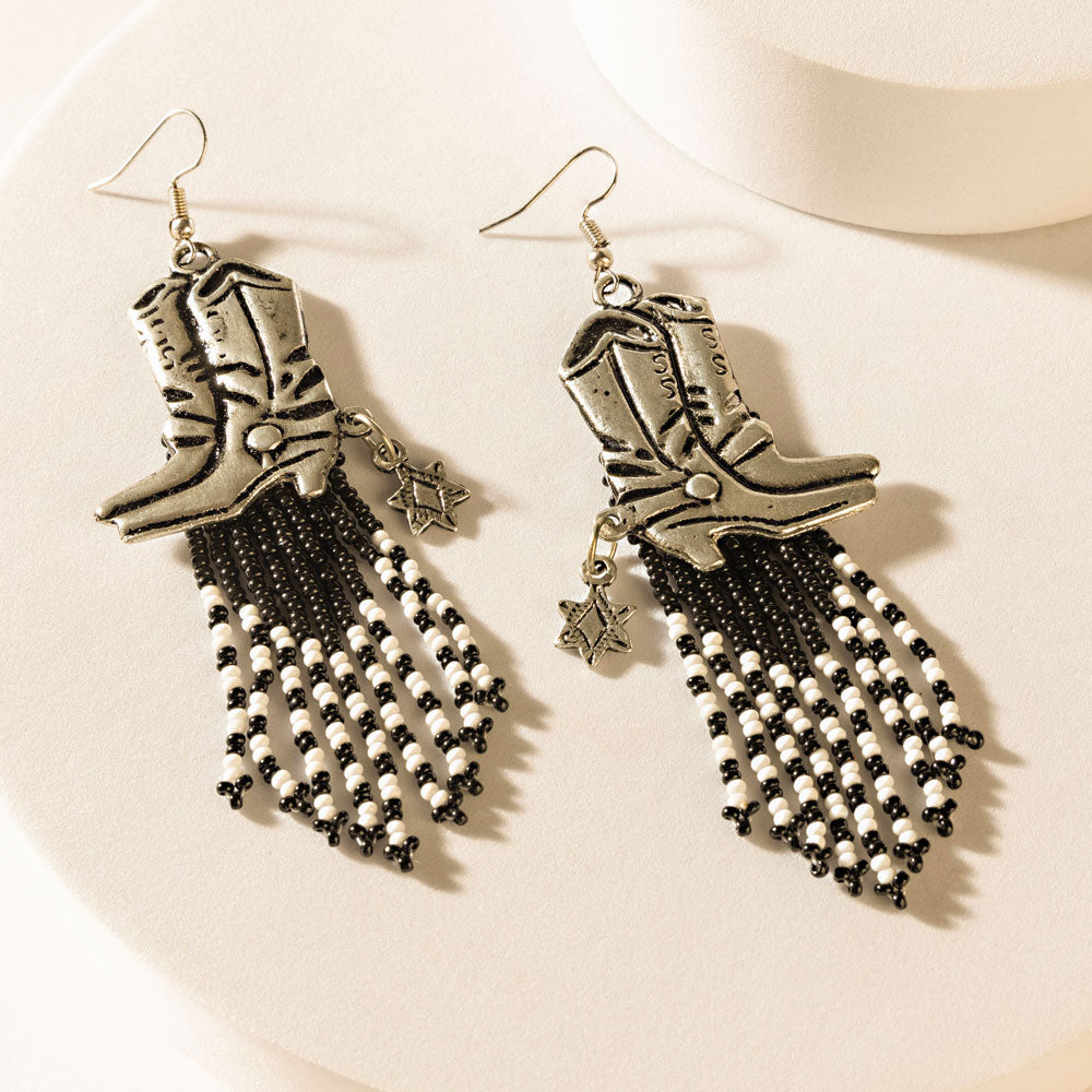 Cowgirl Cosmo Earrings in Rodeo Silver