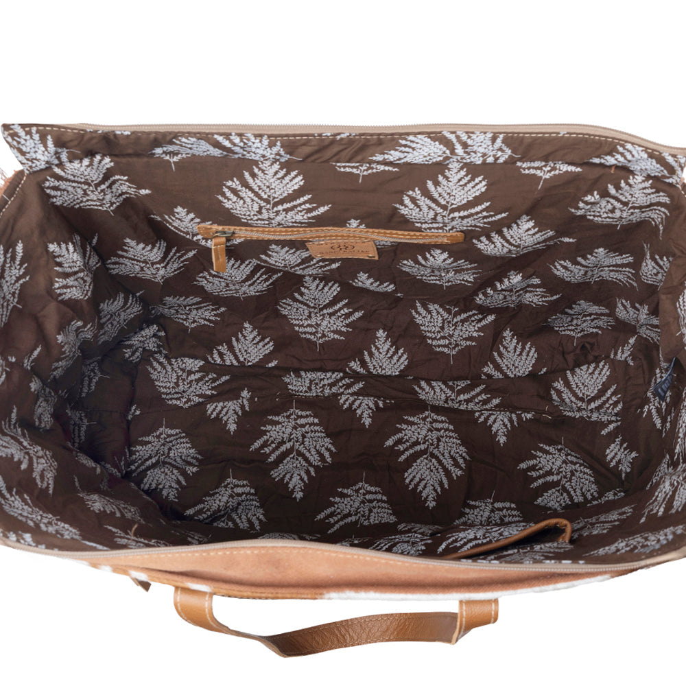 Myra Plains Diamond Weekender Bag in Serape Sable