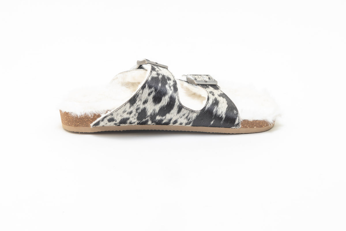 Prairie Winds Fur Comfort Hairon Leather Sandals In Black & White
