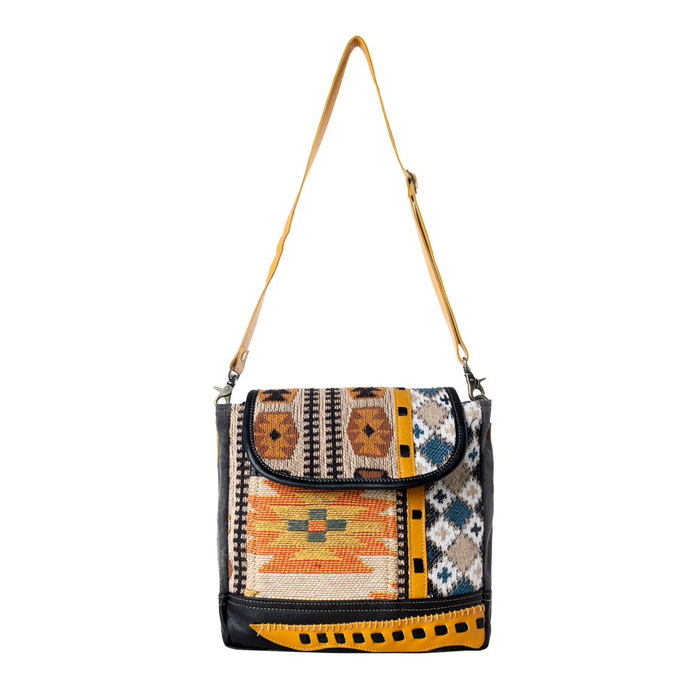 Zonta Mesa Shoulder Bag