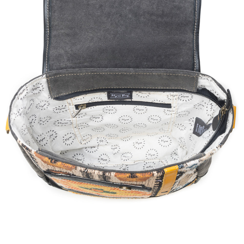 Zonta Mesa Shoulder Bag