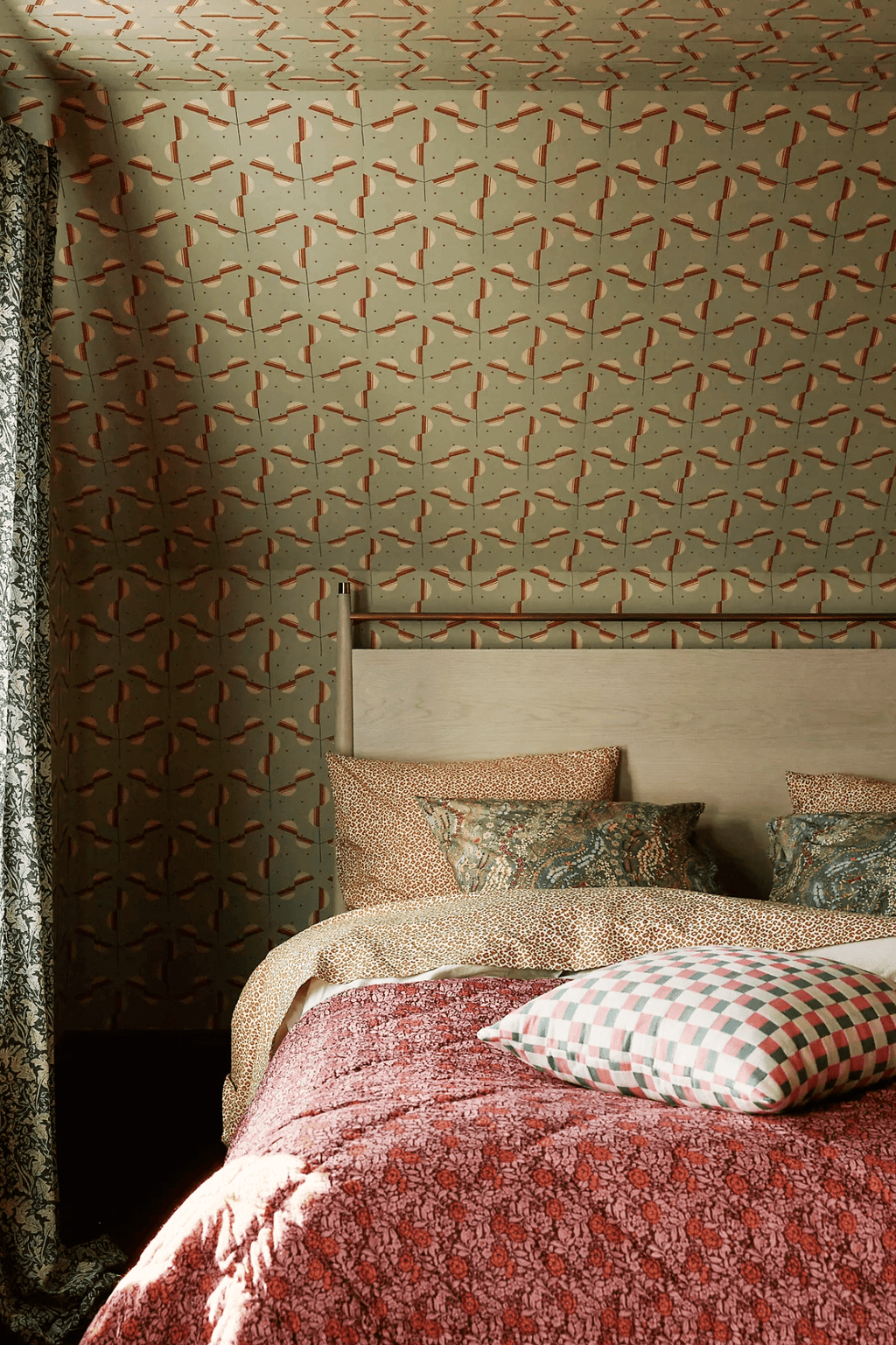 Sujani Pillow - Green & Pink Checkered