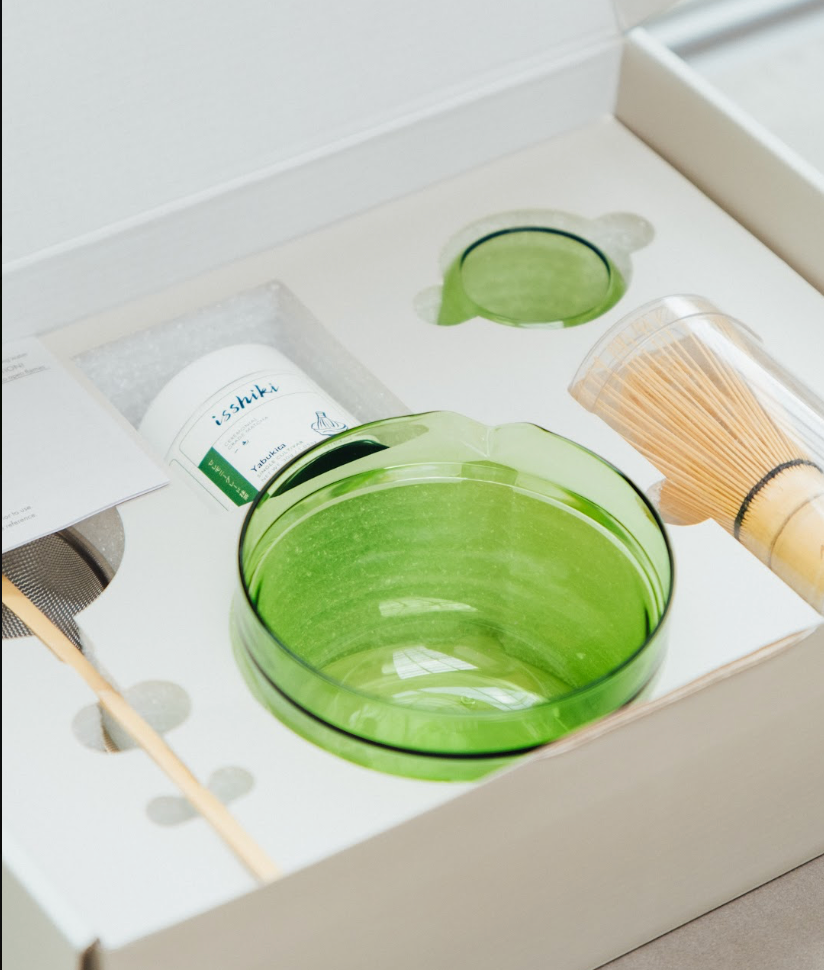 Isshiki x Hario Yabukita Tin Matcha Set