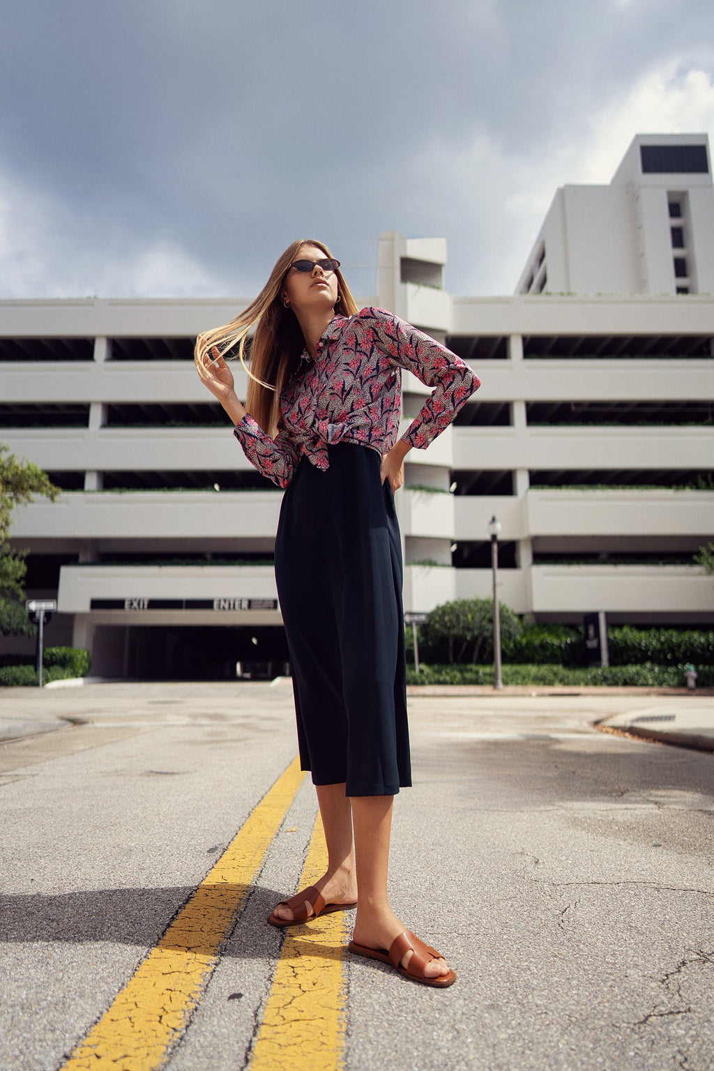 FLORAL SILKY BLOUSE