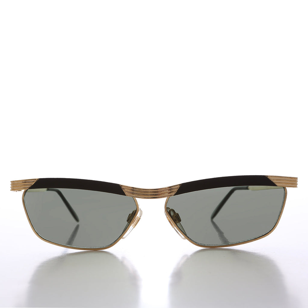 90s Curved Gold Black Frame - Yara