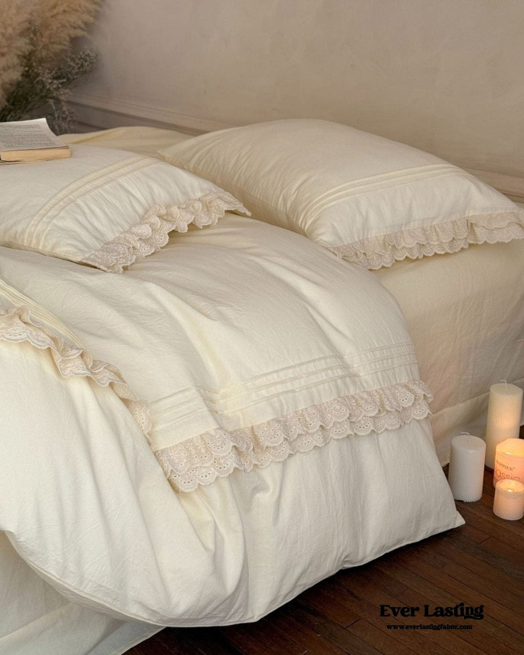 Accordion Pleated Lace Ruffled Bedding Set