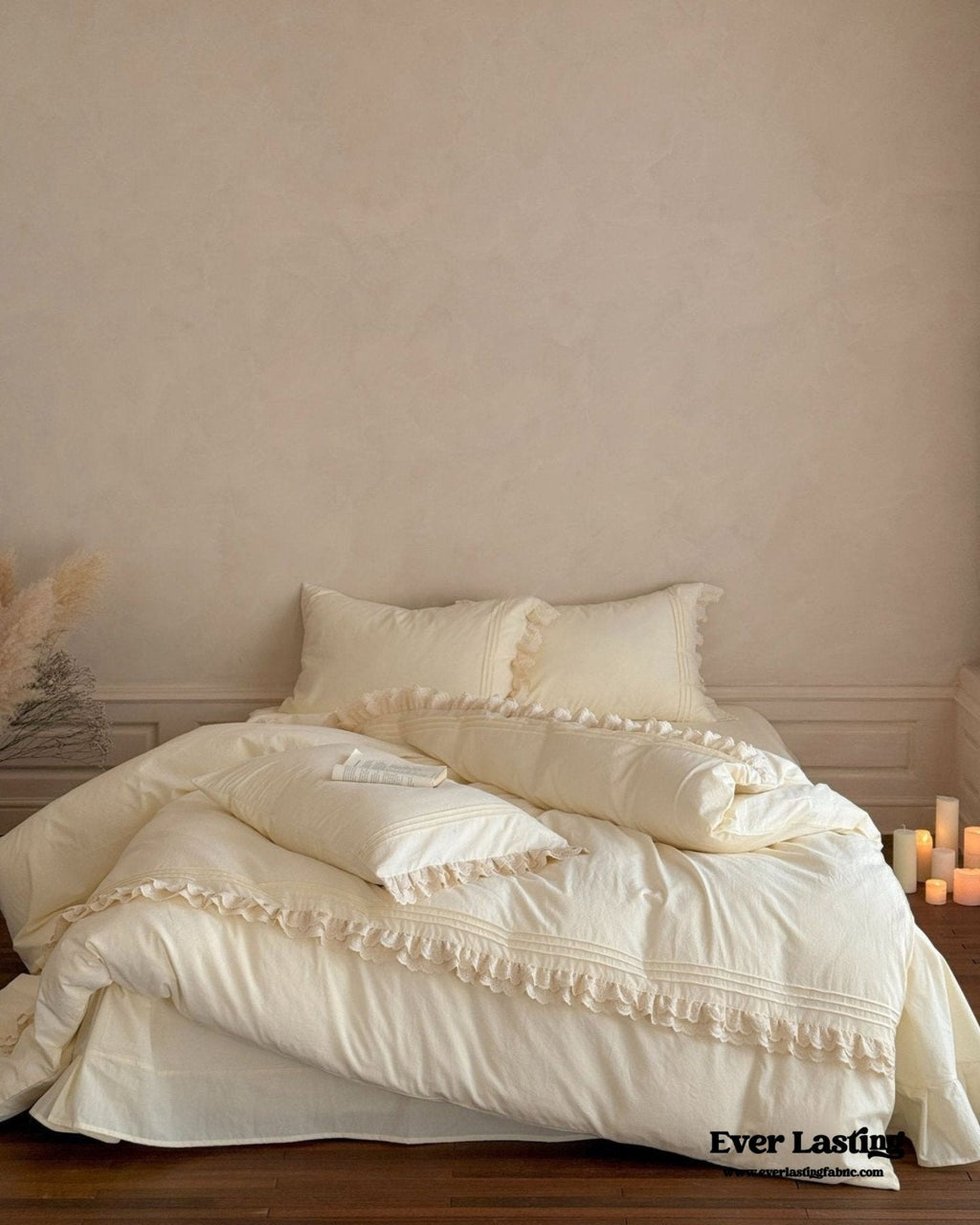 Accordion Pleated Lace Ruffled Bedding Set