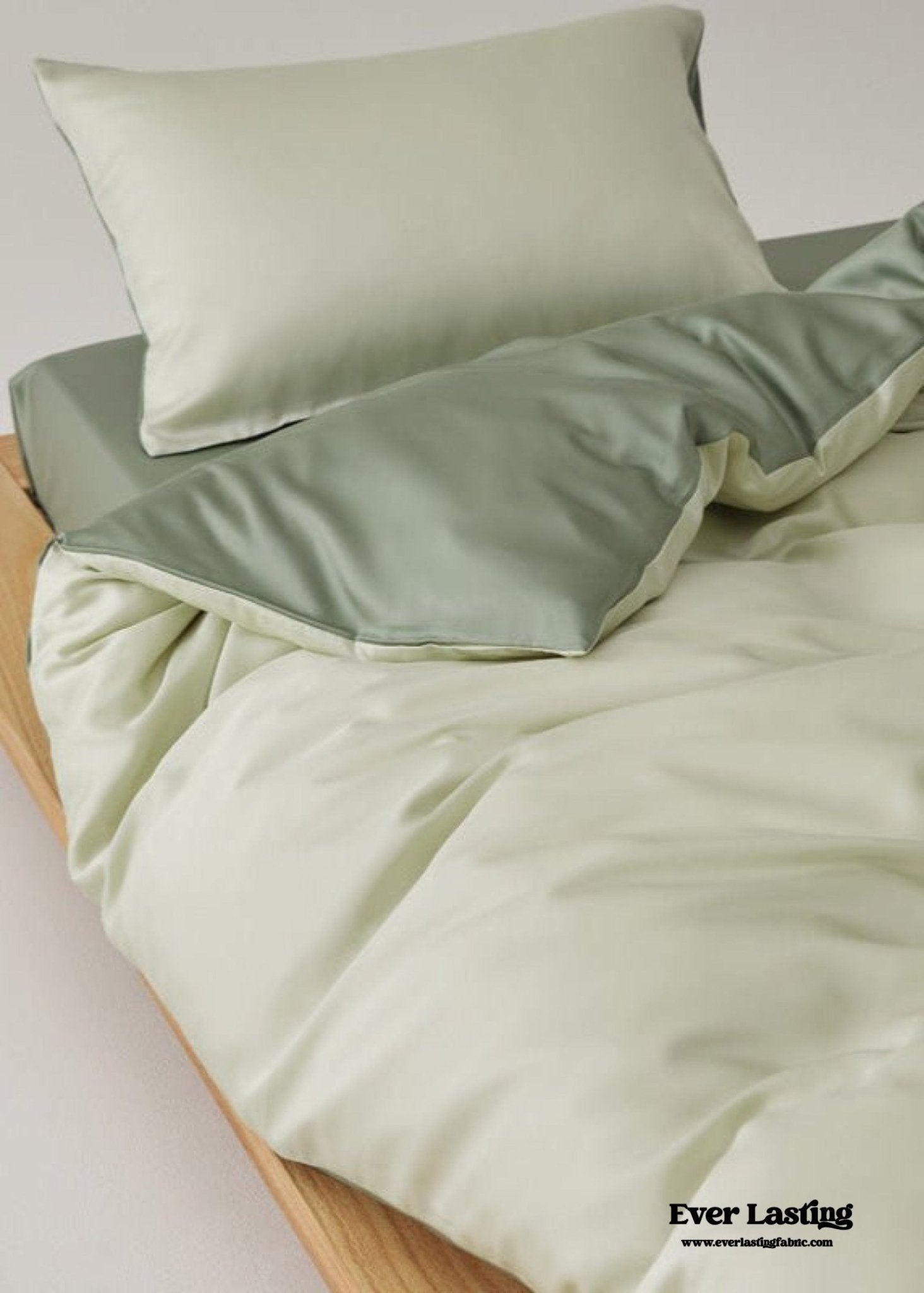 Adeline Pastel Silky Cooling TENCEL™ Bedding Set / Blue