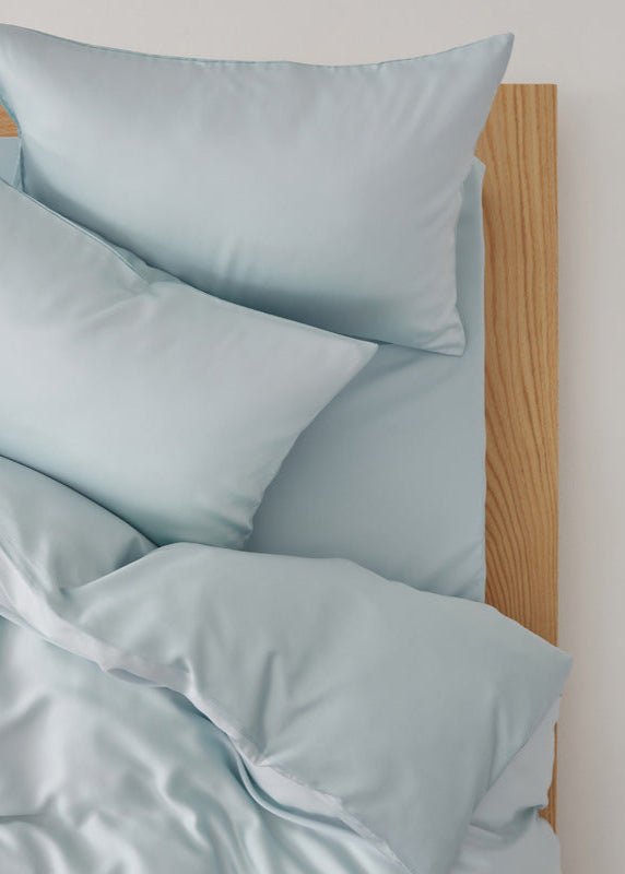 Adeline Pastel Silky Cooling TENCEL™ Bedding Set / Pink