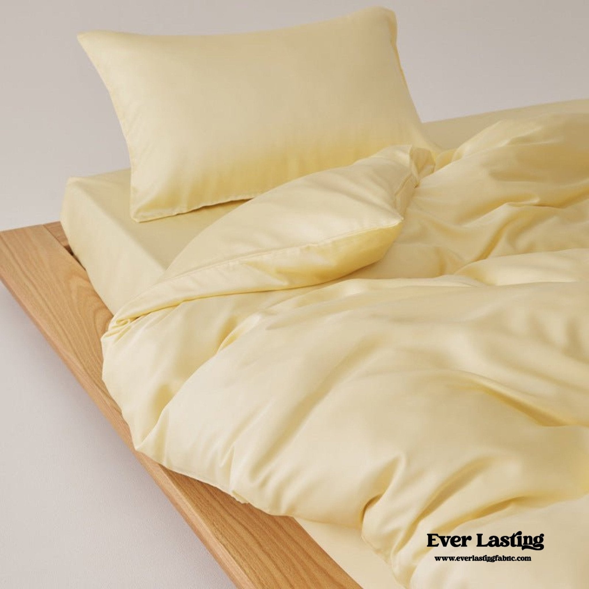 Adeline Pastel Silky Cooling TENCEL™ Bedding Set / Cream