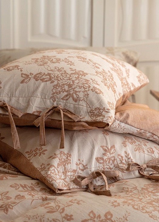 Bonnie Ribbon Bow Tie Floral Bedding Set / Pink
