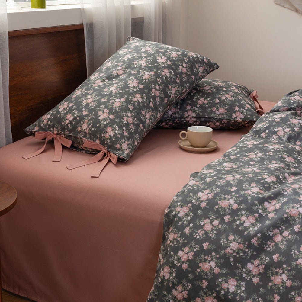 Celia Cottage Ribbon Bow Tie Floral Bedding Set / Pink