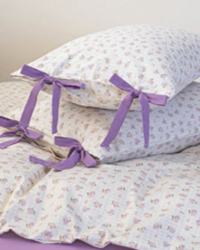 Celia Cottage Ribbon Bow Tie Floral Bedding Set / Purple