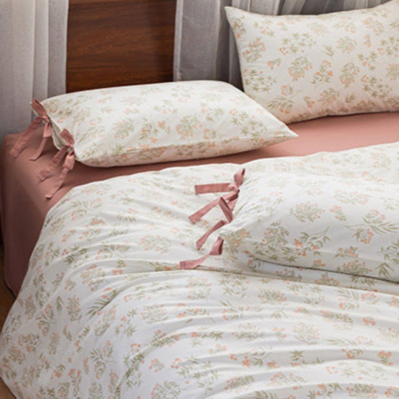Celia Cottage Ribbon Bow Tie Floral Bedding Set / Rust Pink
