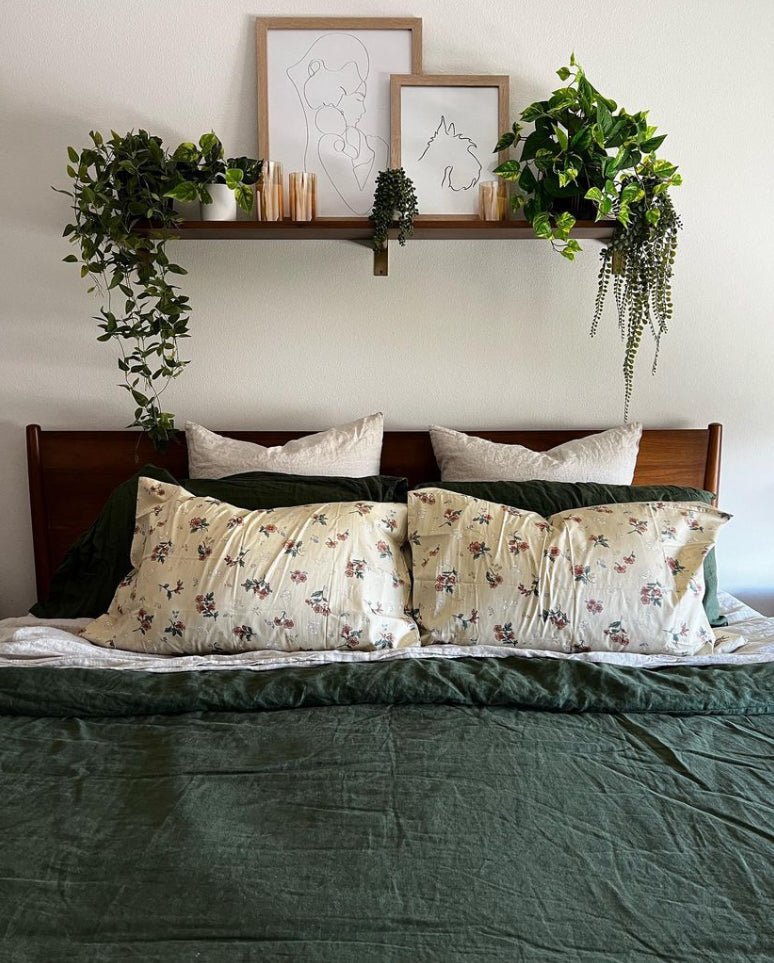 Cottage Floral Bedding Set / Dusty Purple