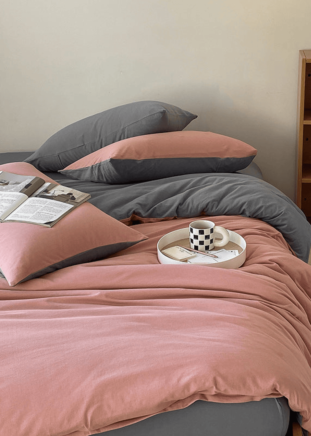 Duo Earth Tone Jersey Knit Bedding Set / Pink Beige