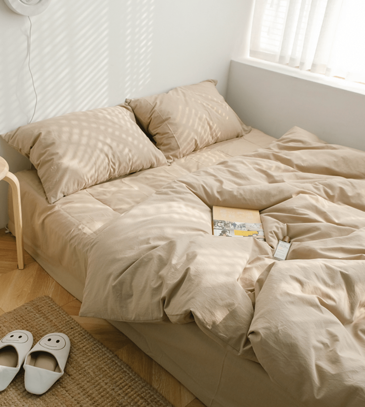 Earth Tone Bedding Set / Dark Blue