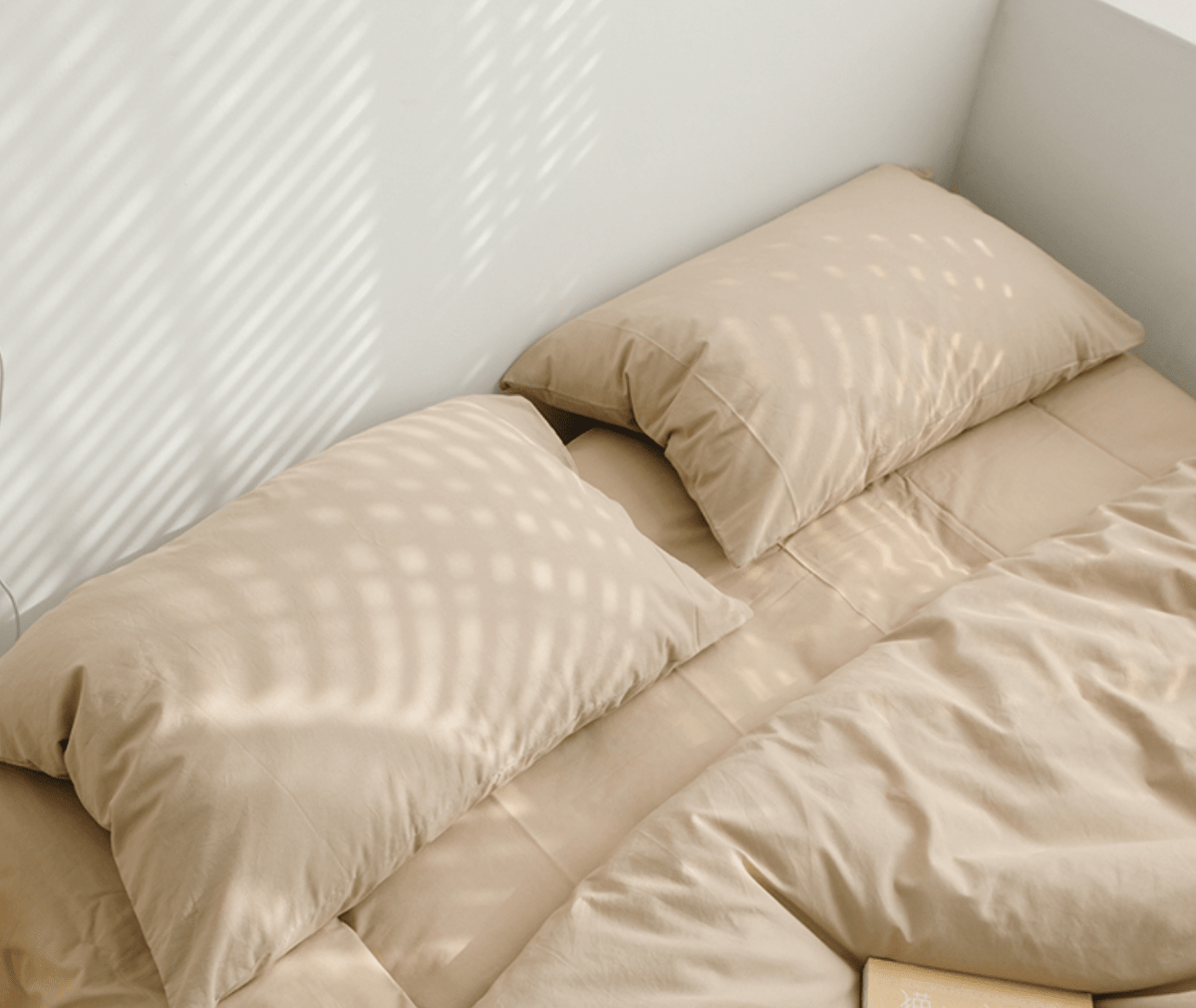 Earth Tone Bedding Set / Moss Green
